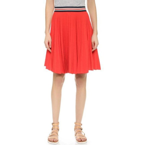 Theory Red Pleated Skirt, size Small. - Picture 3 of 6
